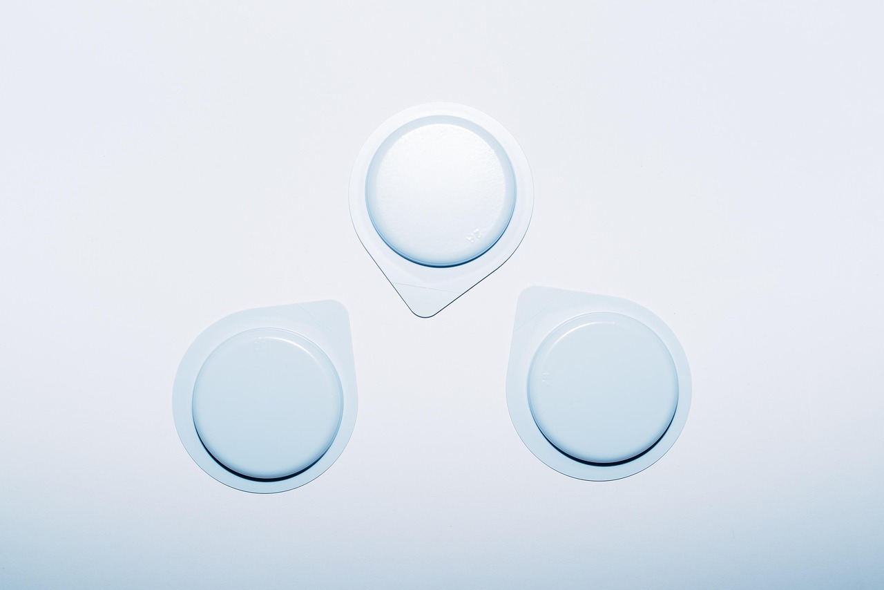 plastic, packaging, design, plastic cups, condom, product, selling, shop, isolated, designer, product design, production, waste, sustainable, sustainability, recycling, recycle