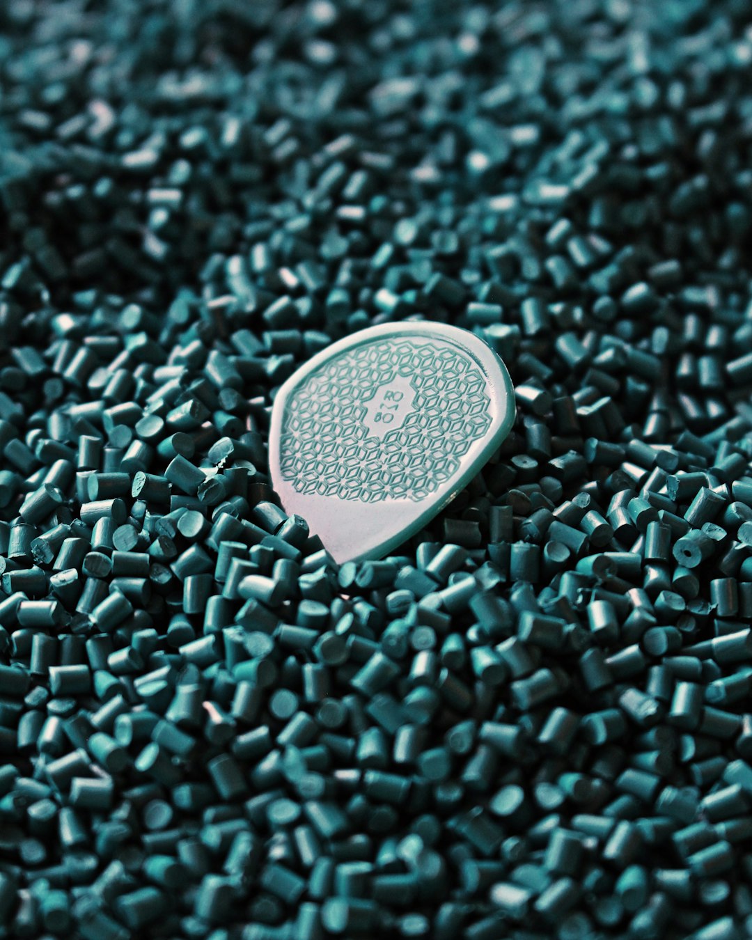 PLA vs PHA vs PBS vs TPS bioplastic packaging