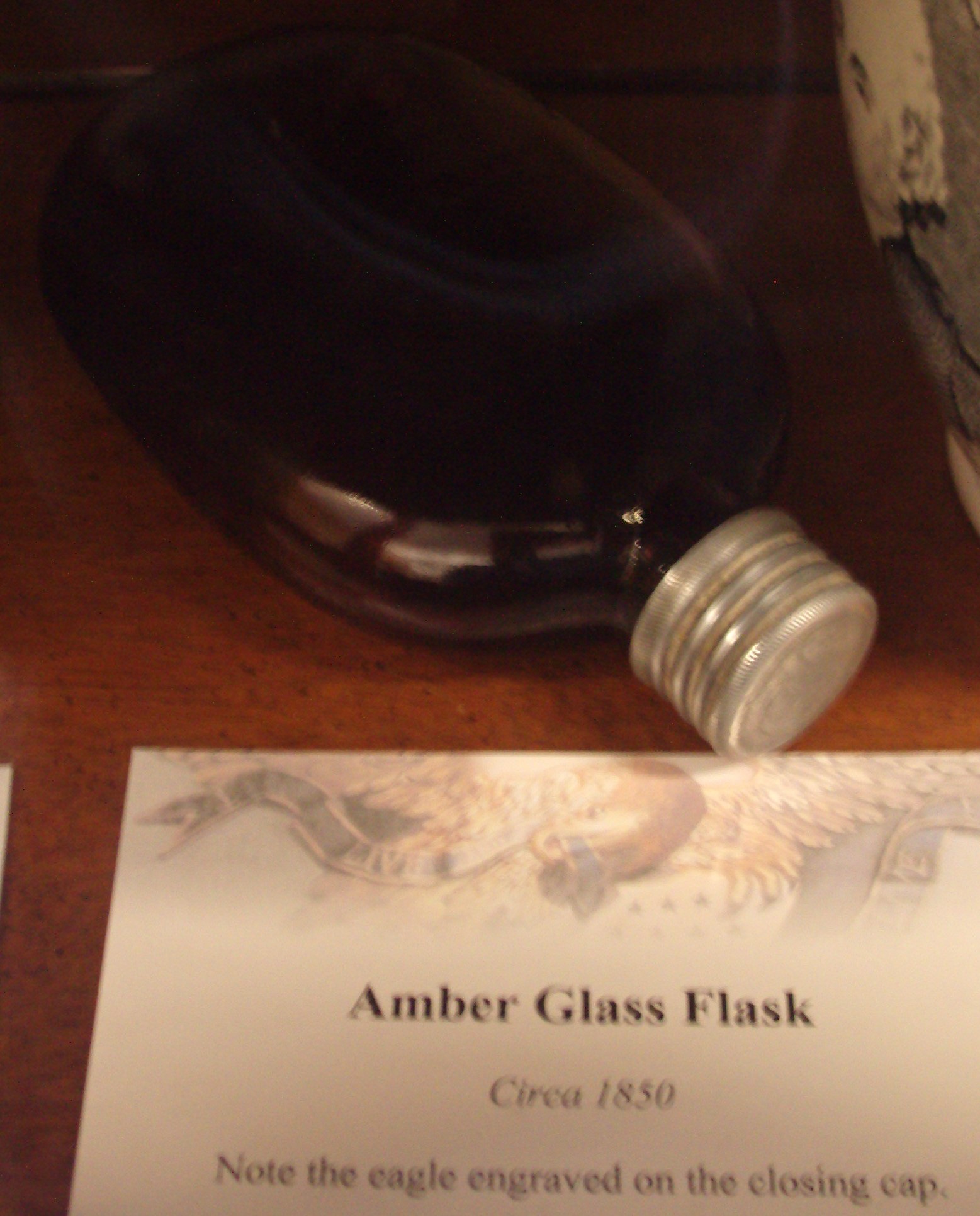 Amber Glass vs UV-Blocking Packaging