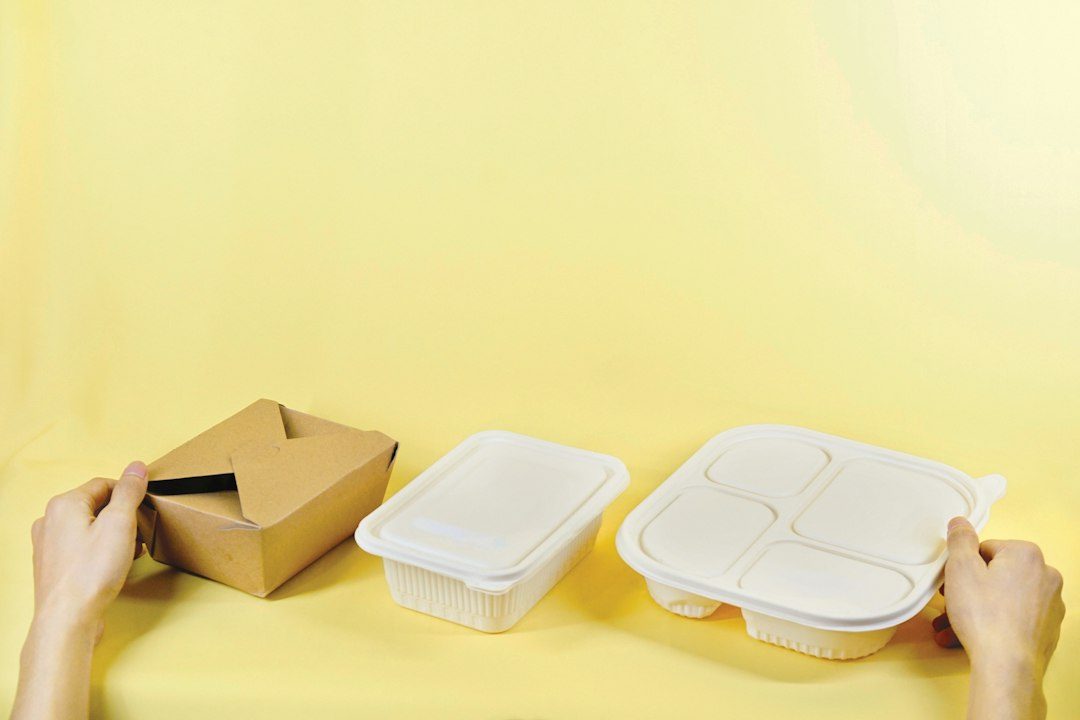 Compostable vs. recyclable packaging law